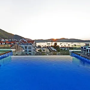 4* מלון The Mara Palace